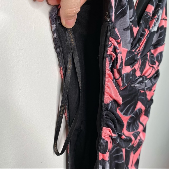 VERSACE Pink and Black Floral Sleeveless V-Neck Cocktail Dress - Size 8 - Picture 5 of 15